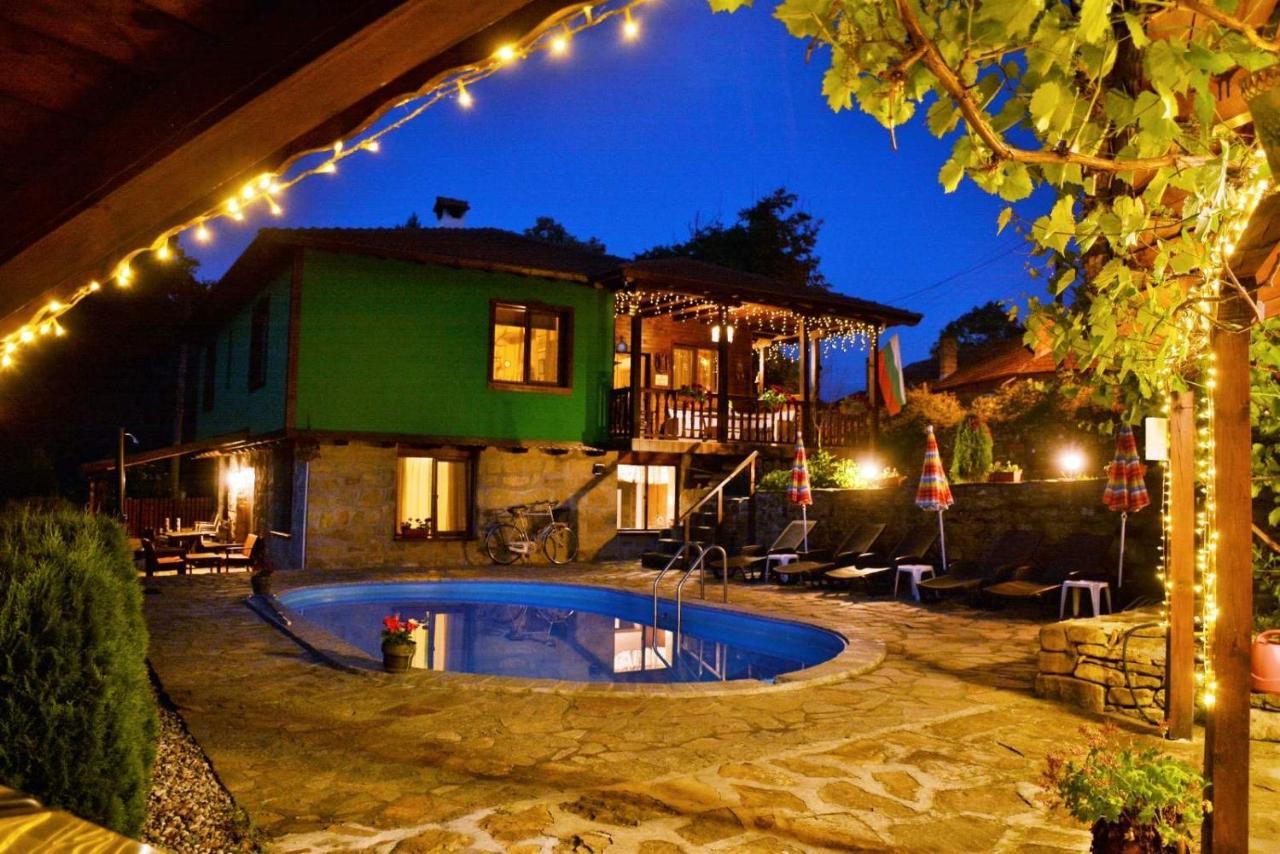Vetrintsi Къща Край Реката/ House By The River מראה חיצוני תמונה